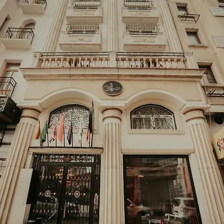 Marmara Deluxe Hotel 3*