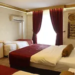 Hotel Marmara Deluxe 3*